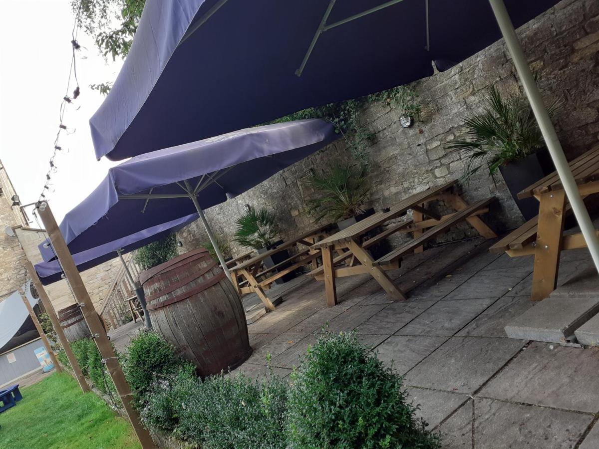 The Barge Inn Bradford-On-Avon Екстериор снимка